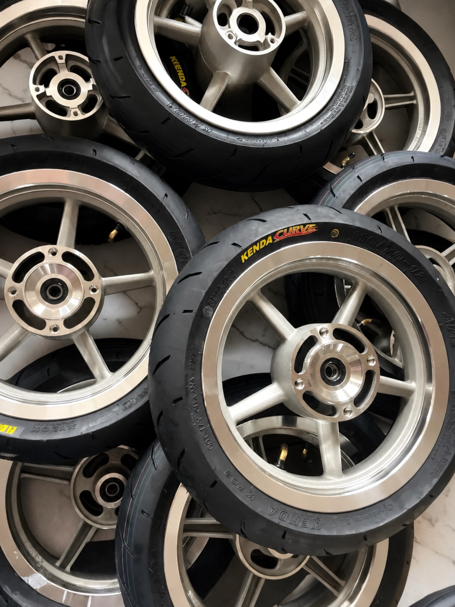 Tuttio | Yozma | Strike Chrome Supermoto set